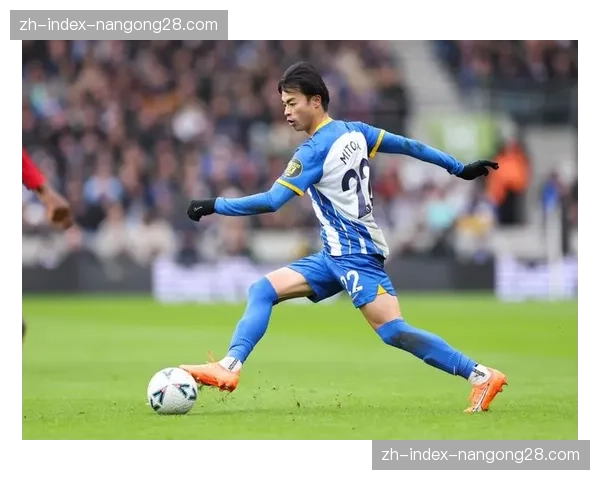 布莱顿3-1逆转战胜狼队，日本边锋三笘薫上演助攻帽子戏法。